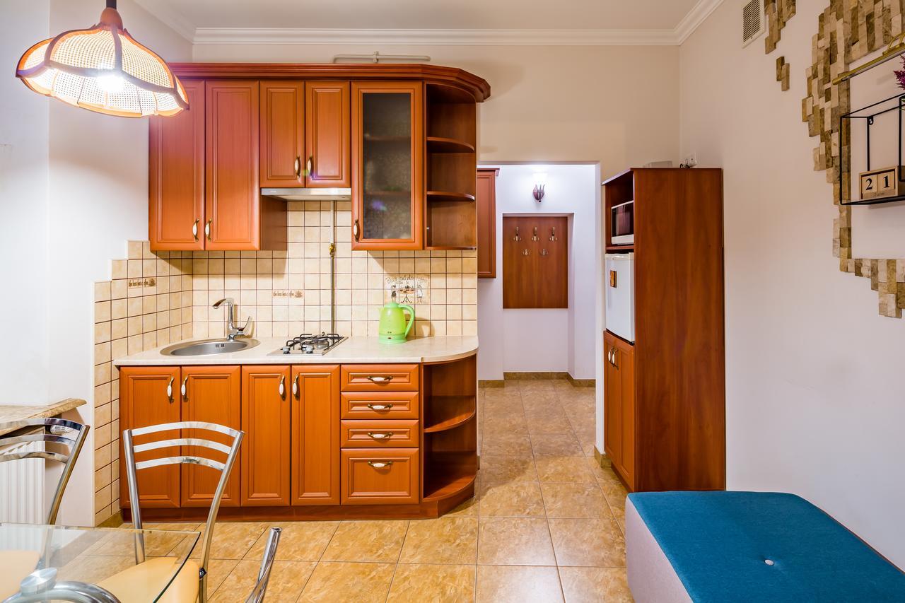 High Castle Apartment Lviv Exterior photo